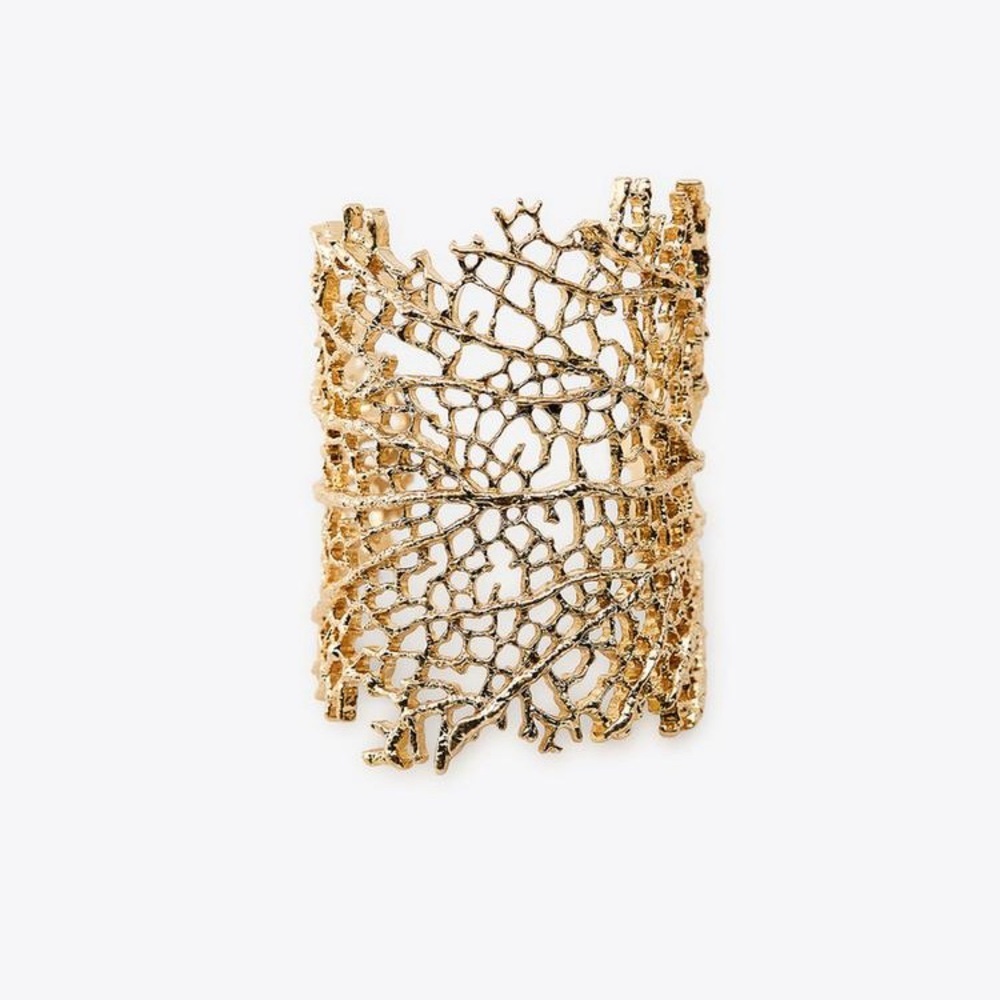 NWT. Zara Golden Solid Metal Coral-Shaped Bangle/Bracelet.
